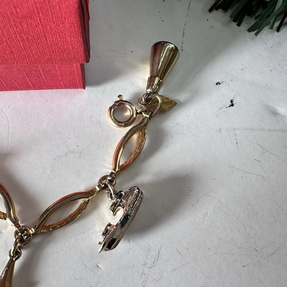 Vintage Sarah Coventry Goldtone Charm Bracelet 7.5" - Picture 8 of 13